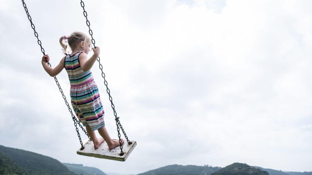 Serveis de Equipaments de pati i parcs per Centres Educatius