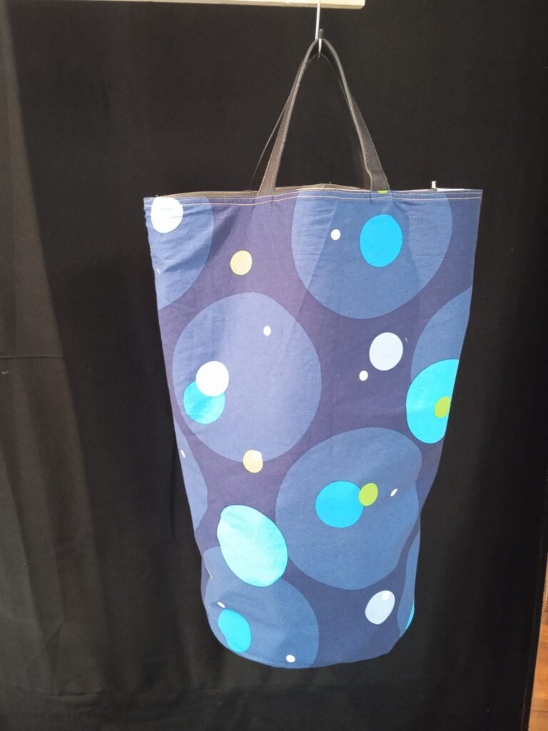 Contenidor de tela reutilitzada Planetaria -UPCYCLED CARTAES-