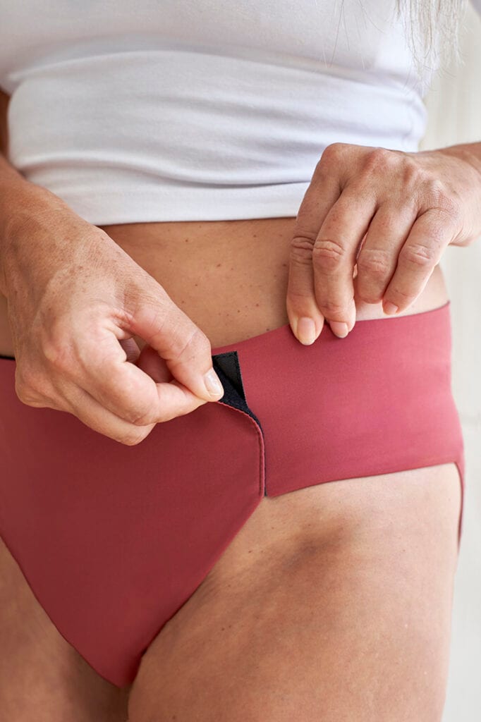 Bix® Maria: calça d’obrir i tancar en color granat amb la zona íntima de cotó 100%. - Imatge 2