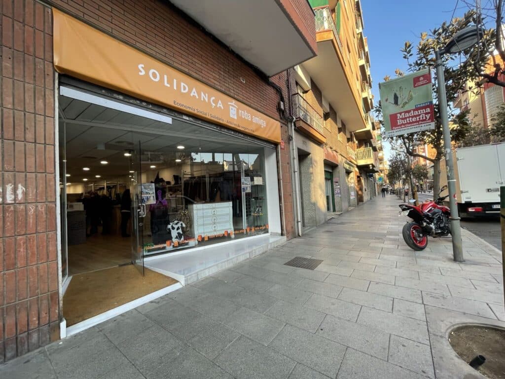Botigues Solidança / Roba Amiga Baix Llobregat - Imatge 4