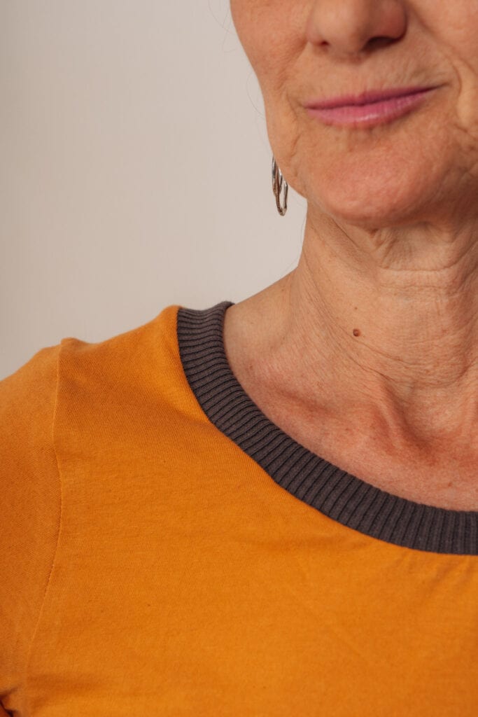 Vestit punt llis màniga curta - Imatge 2