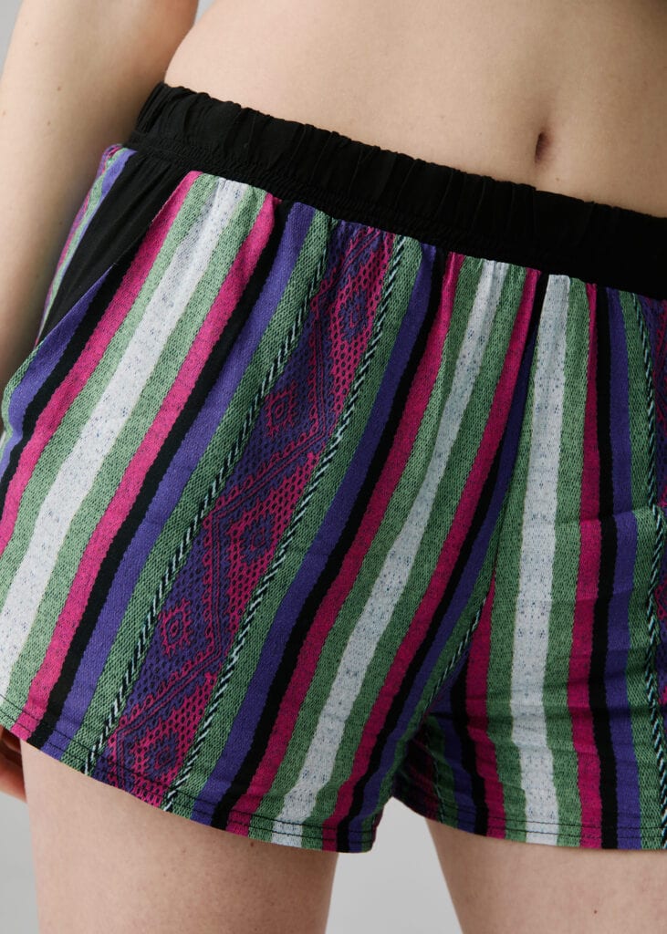Short Lampaya