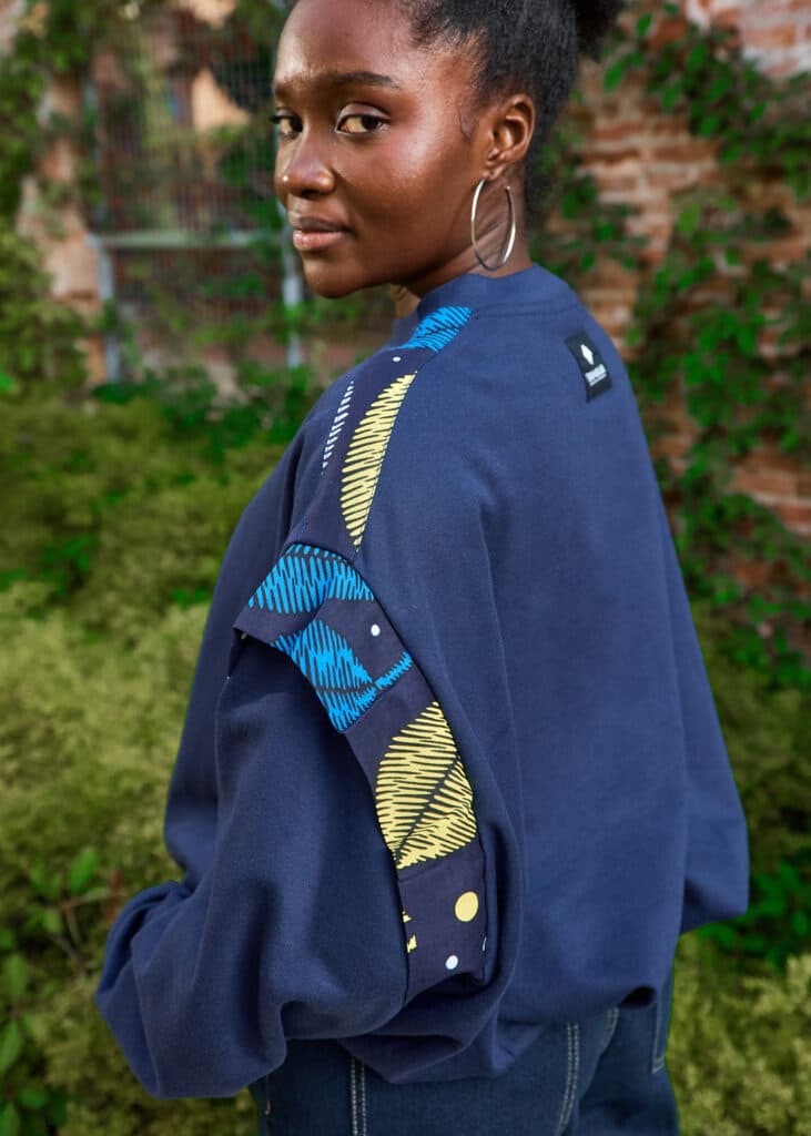 Dessuadora Oversize Blau Marí ASSATA - Imatge 2