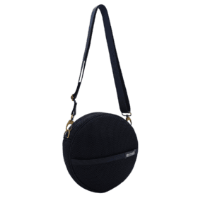 bolso circular negro Creadoness Moda Sostenible Handmade Espana Hecho a mano Accesorios Sostenibles de Diseno Barcelona ESS