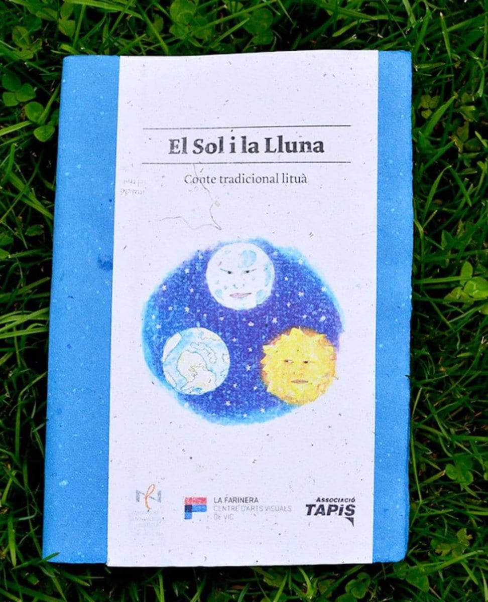 Els Llibres de Tapís: El Sol i la Lluna