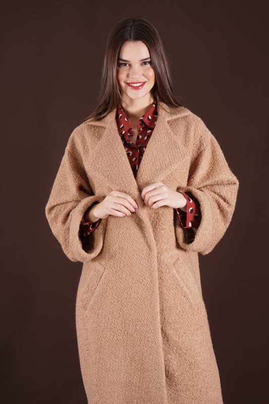 Abric Orazia beix/espiga 1 Abric de llana boucle beix