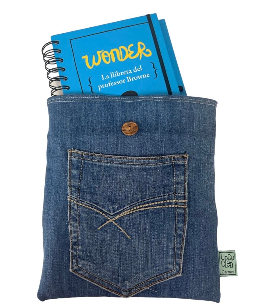 Funda tablet de tela reutilitzada texana -UPCYCLED CARTAES- 1 Funda tablet de tela reutilitzada texana -UPCYCLED CARTAES-
